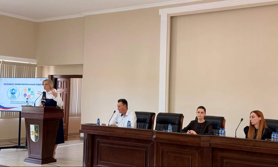 В Кабинете Министров Республики Абхазия  состоялся круглый стол